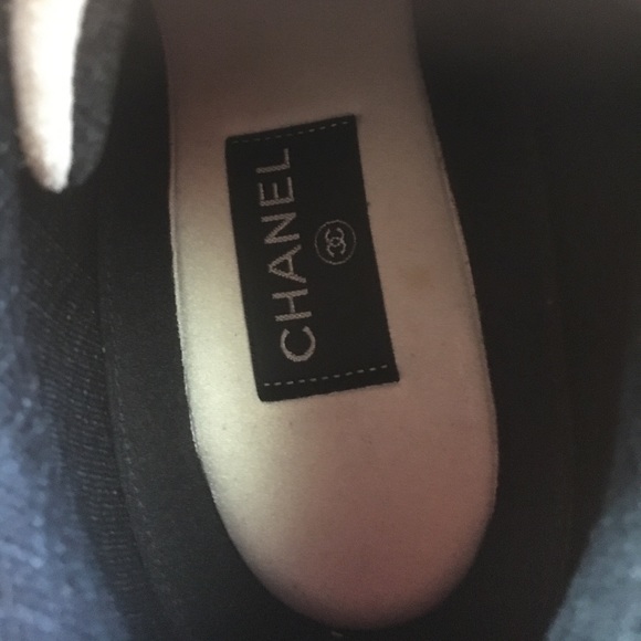 Chanel multi-colored suede runners sized 13 US. Authentic. No flaws. Worn once. - Picture 5 of 8